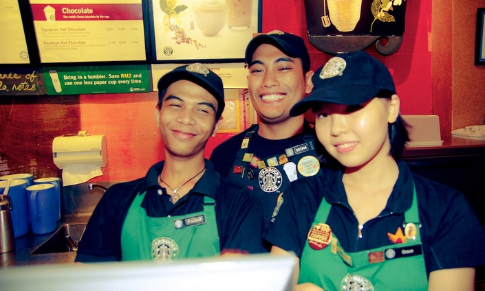 gaji-karyawan-starbucks